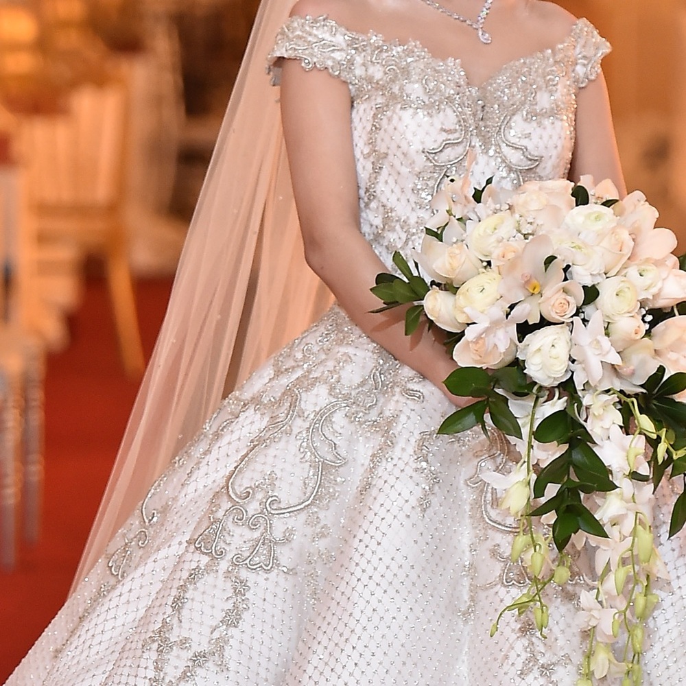 Wedding dress